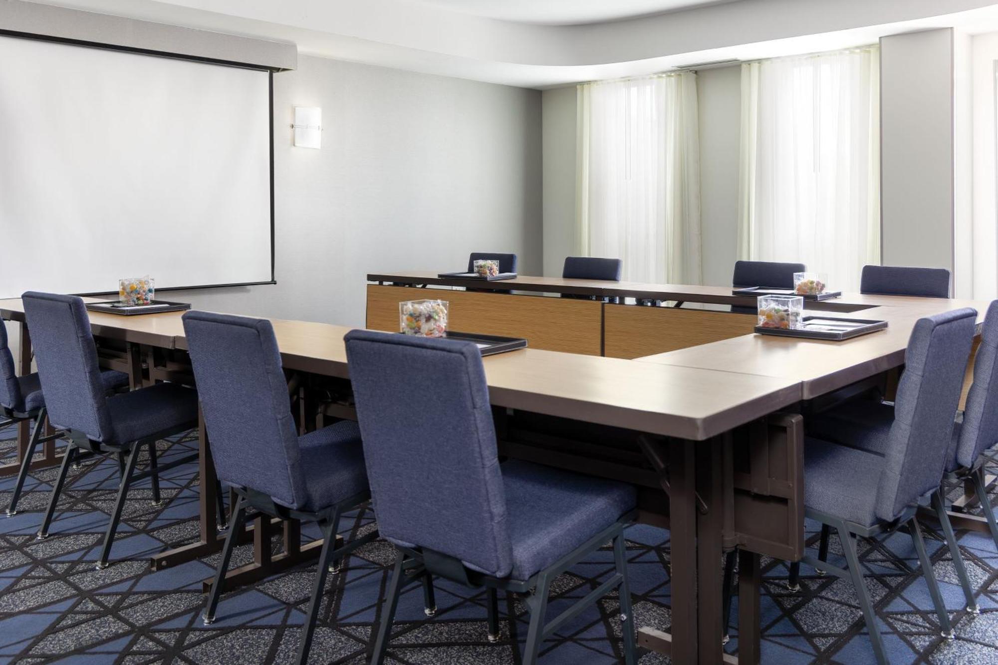 Hotel Courtyard By Marriott Ontario Rancho Cucamonga Extérieur photo